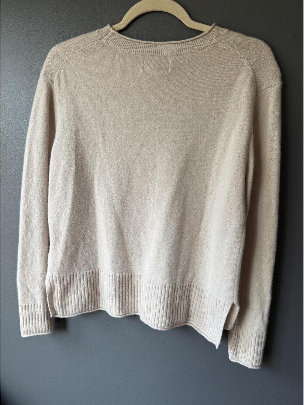 Rachel Zoe 100% Cashmere Crew Neck Sweater - Picture 2 of 9
